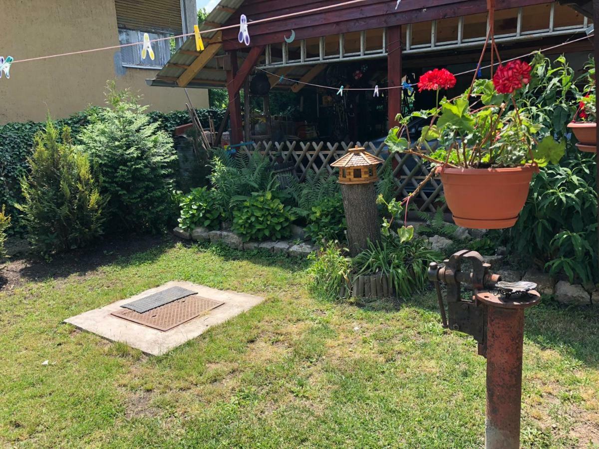 Balatonföldvár Paros Fahaz 아파트 외부 사진