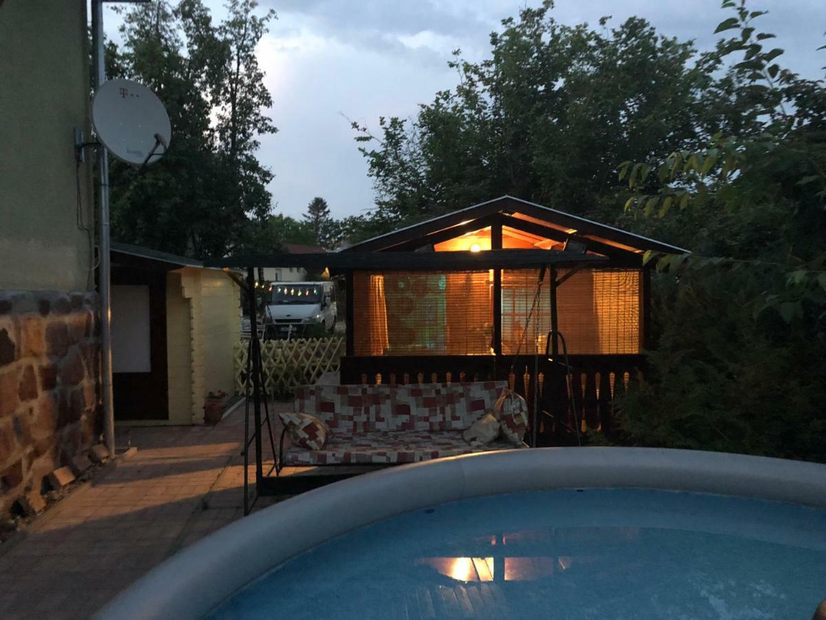 Balatonföldvár Paros Fahaz 아파트 외부 사진